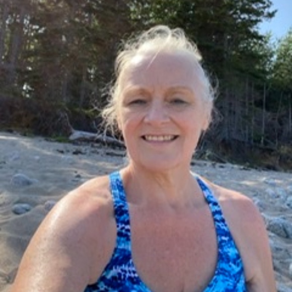 Meet your Posher, Glenda - Picture 2 of 2